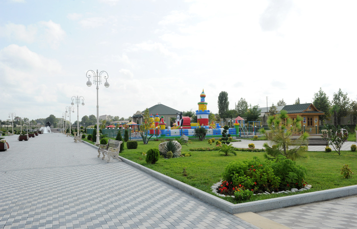 Azərbaycan Prezidenti Bərdədə Qəhrəmanlar parkının açılışında iştirak edib (FOTO)