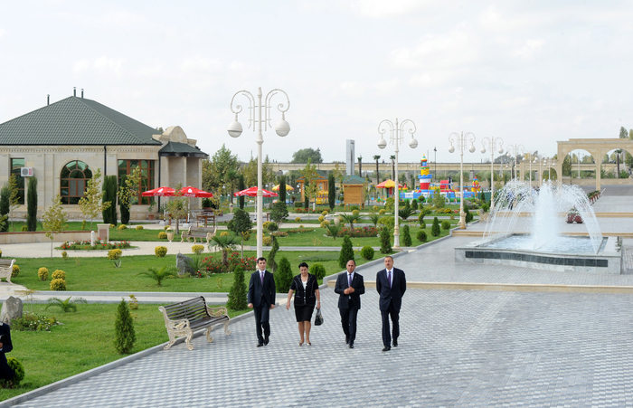 Azərbaycan Prezidenti Bərdədə Qəhrəmanlar parkının açılışında iştirak edib (FOTO)