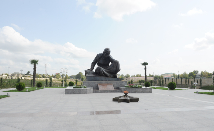 Azərbaycan Prezidenti Bərdədə Qəhrəmanlar parkının açılışında iştirak edib (FOTO)