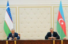 Prezident İlham Əliyev: Azərbaycan və Özbəkistan arasında münasibətlər çox dinamik, effektiv və səmərəli inkişaf edir (FOTO)
