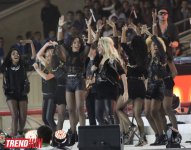 Şakira Azərbaycanda futbol üzrə dünya çempionatının bağlanış mərasimində çıxış edib (FOTO, VİDEO)