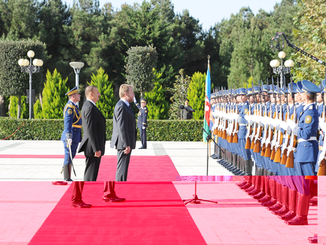 Bosniya və Herseqovinanın Rəyasət Heyətinin Sədrinin rəsmi qarşılanma mərasimi olub (FOTO)