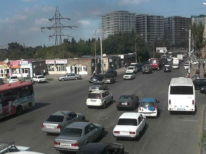 Bakıda "Kamaz" piyadanın üstündən keçdi (VİDEO)