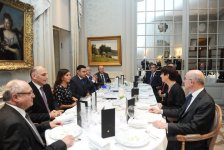 Mehriban xanım Əliyeva Reymsdə Azərbaycanla bağlı sərginin açılış mərasimində iştirak edib (FOTO)