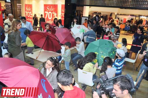 Bakıda keçirilən "City Challenge" yarışları çərçivəsində uşaqlar üçün əyləncəli proqram təşkil olunub (FOTO)