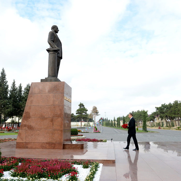 Prezident İlham Əliyev İmişli rayonuna səfərə gəlib (FOTO)