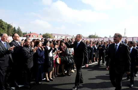 İlham Əliyev İmişli şəhər su anbarları kompleksinin istifadəyə verilməsi mərasimində iştirak edib (FOTO)