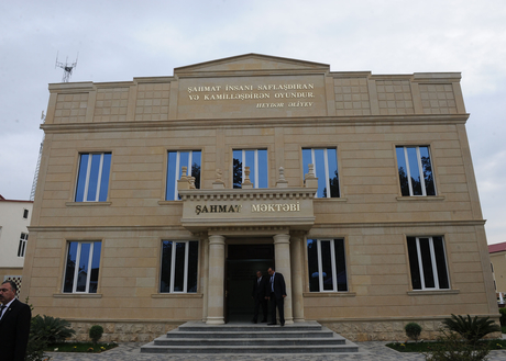 İlham Əliyev Saatlıda Şahmat Məktəbinin açılışında iştirak edib (FOTO)