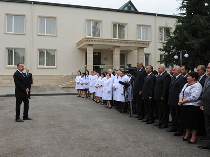 Prezident İlham Əliyev: Bütövlükdə Azərbaycanın səhiyyə sistemində köklü dəyişikliklər, islahatlar aparılır (FOTO)