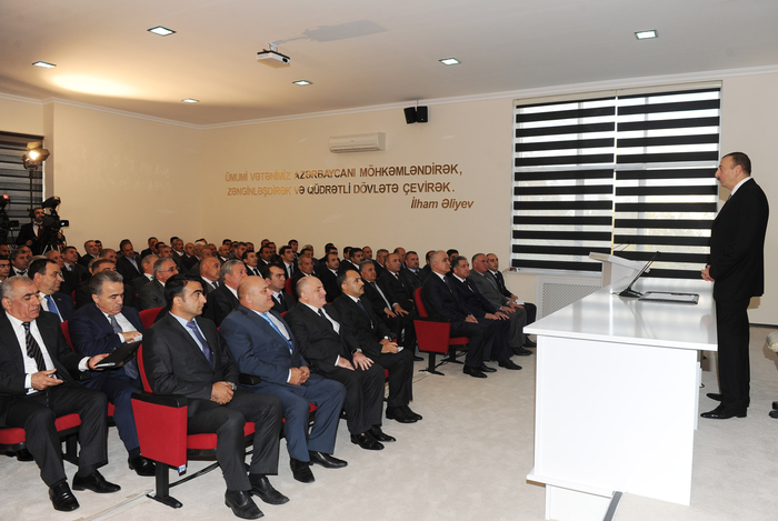 Prezident İlham Əliyev: Dövlət siyasətinin icrası nəticəsində sahibkarlar üçün yeni imkanlar yaranır (FOTO)