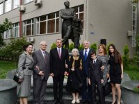 Prezident İlham Əliyev: Bülbülün, Natəvanın, Üzeyir Hacıbəylinin abidələri yenə də Şuşada qoyulacaq (FOTO)