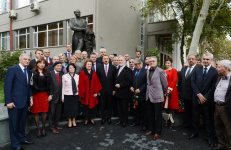 Azərbaycan Prezidenti İlham Əliyev Bülbülün xatirəsinə ucaldılmış abidənin açılışında iştirak edib (FOTO)
