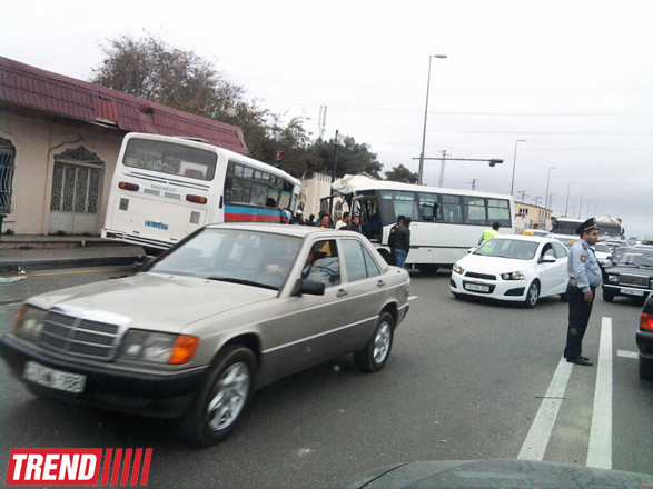 Bakıda iki sərnişin avtobusu toqquşub, xəsarət alanlar var (ƏLAVƏ OLUNUB-2) (FOTO)(VİDEO)