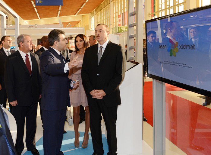 Prezident İlham Əliyev: Azərbaycanda informasiya-kommunikasiya texnologiyaları gəlir əldə edilməsi baxımından ikinci sektor olmalıdır (FOTO)