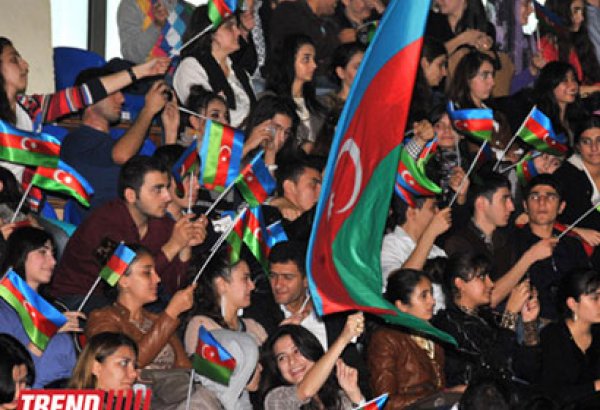 Dövlət Bayrağı Gününə həsr olunmuş festival keçirilib (FOTO)