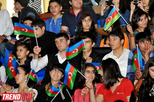 Dövlət Bayrağı Gününə həsr olunmuş festival keçirilib (FOTO)