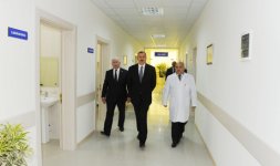 İlham Əliyev Bakının Əhmədli qəsəbəsində 14 nömrəli şəhər poliklinikasının açılışında iştirak edib (ƏLAVƏ OLUNUB) (FOTO)