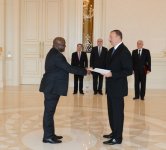 Prezident İlham Əliyev bir sıra ölkələrin səfirlərinin etimadnamələrini qəbul edib (FOTO)