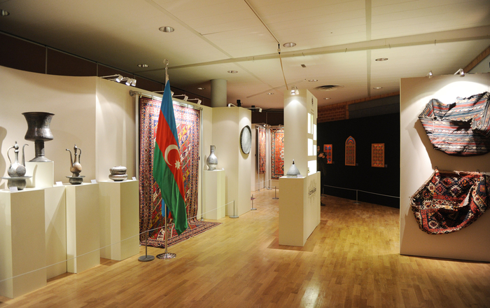 "Qafqazın mirvarisi olan Azərbaycanın mədəni dəyərləri" layihəsi çərçivəsində növbəti tədbir Fransanın Romoranten-Lantenay şəhərində keçirilib (FOTO)