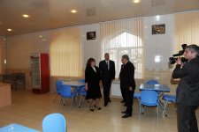 Prezident İlham Əliyev Bakıda 173 nömrəli tam orta məktəbin əsaslı təmir işlərindən sonrakı vəziyyəti ilə tanış olub (FOTO)