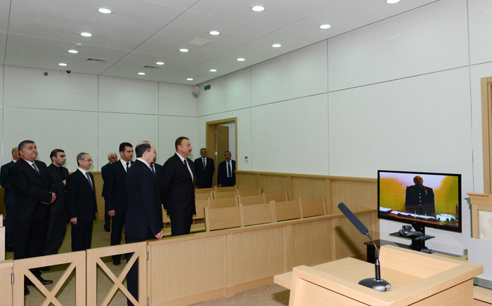 Prezident İlham Əliyev Yasamal Rayon Məhkəməsinin yeni inzibati binasının açılışında iştirak edib (FOTO)