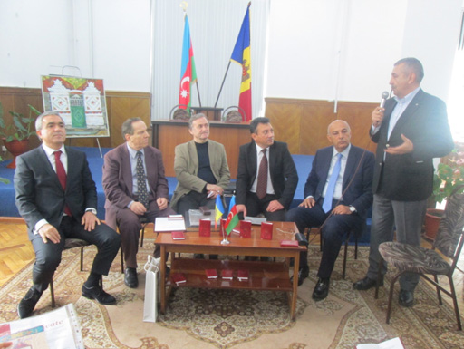 Moldovada Nizami Gəncəvinin aforizmlərindən ibarət kitabın təqdimatı keçirilib (FOTO)