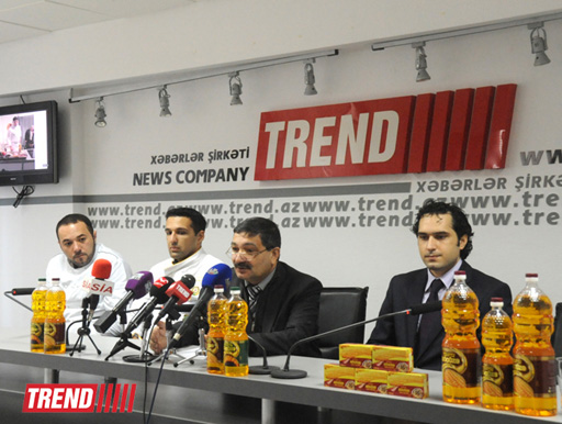 Azərbaycanda peşəkarlığı olmayanların restoranlarda çalışmasından narahatlıq ifadə olunur (FOTO)