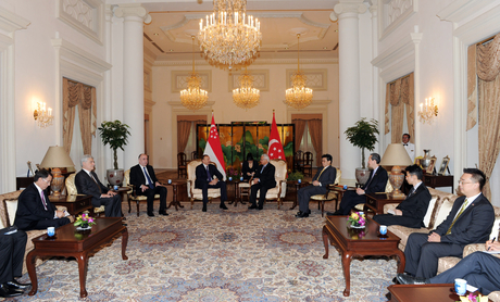 Azərbaycan və Sinqapur prezidentlərinin iştirakı ilə nümayəndə heyətlərinin geniş tərkibdə görüşü olub (FOTO)