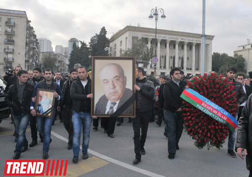 Yaşar Nurinin qızı: Atam ulduz oldu, göylərə qalxdı (FOTO)