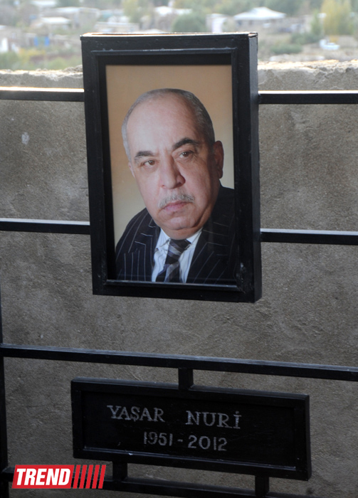 Yaşar Nurinin qızı: Atam ulduz oldu, göylərə qalxdı (FOTO)