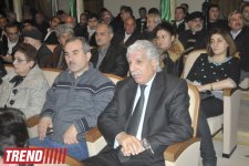 "Bu gün mən bura sizinlə görüşə gəldim" - Yaşar Nuri son mənzilə alqışlarla yola salındı (FOTO-2)