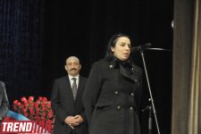 "Bu gün mən bura sizinlə görüşə gəldim" - Yaşar Nuri son mənzilə alqışlarla yola salındı (FOTO-2)