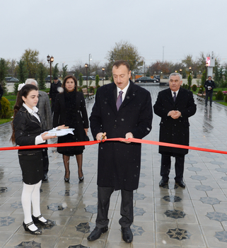 Prezident İlham Əliyev YAP Füzuli rayon təşkilatının inzibati binasının açılışında iştirak edib (FOTO)