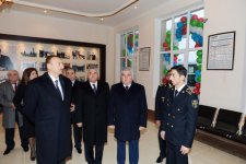 Prezident İlham Əliyev dəmir yolunun Horadiz stansiyasında sərnişin vağzalı binasının əsaslı təmirdən sonrakı vəziyyəti ilə tanış olub (FOTO)