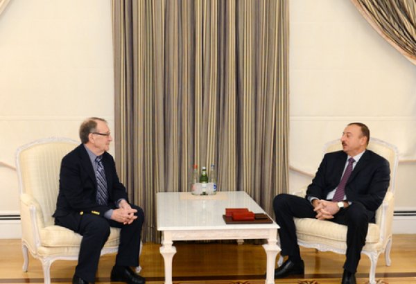 İlham Əliyev Azərbaycanın Kosmik Proqramının məsləhətçisini qəbul edib (FOTO)