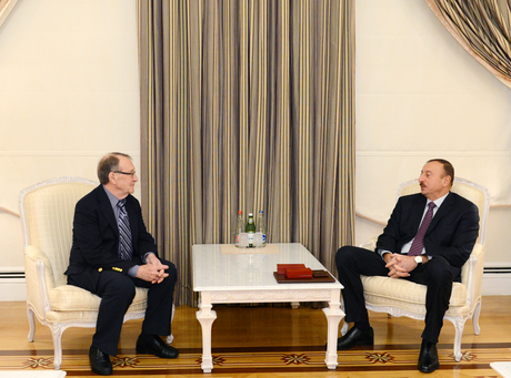 İlham Əliyev Azərbaycanın Kosmik Proqramının məsləhətçisini qəbul edib (FOTO)
