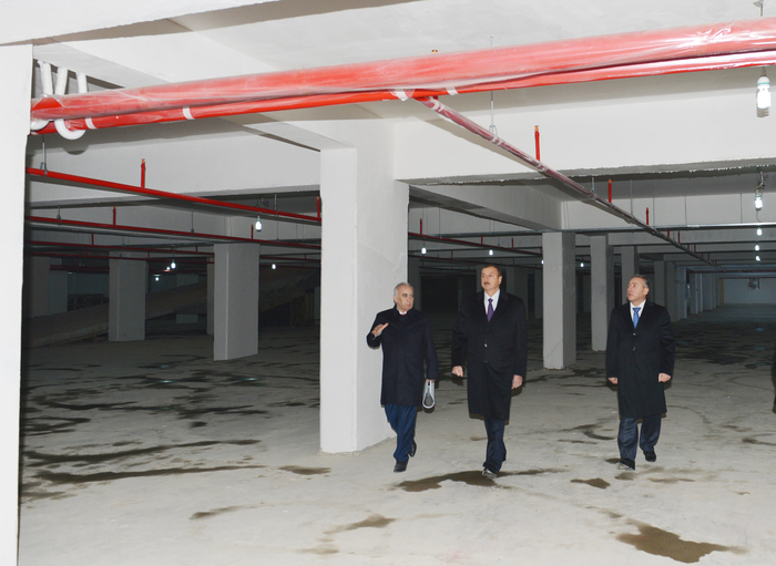 Prezident İlham Əliyev Bakının Fizuli və Mirzağa Əliyev küçələrinin arasında bir sıra obyektlərdə inşaat işlərinin gedişi ilə tanış olub (FOTO)