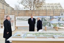 Prezident İlham Əliyev Bakının Fizuli və Mirzağa Əliyev küçələrinin arasında bir sıra obyektlərdə inşaat işlərinin gedişi ilə tanış olub (FOTO)