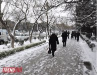 Bəyaza bürünmüş Bakı (FOTO)