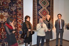 Bakıda dekorativ tətbiqi sənət ustalarının sərgisi keçirilib (FOTO)