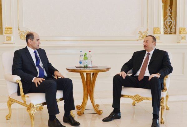 Prezident İlham Əliyevin Sloveniyanın Baş naziri ilə görüşü olub