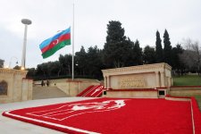 Azərbaycan Prezidenti İlham Əliyev Şəhidlər xiyabanını ziyarət edib