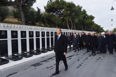 Azərbaycan Prezidenti İlham Əliyev Şəhidlər xiyabanını ziyarət edib