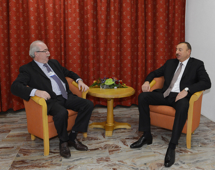 Prezident İlham Əliyev “Total” şirkətinin rəhbəri ilə görüşüb (FOTO)