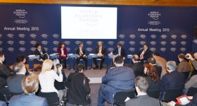 Prezident İlham Əliyev Davosda Dünya İqtisadi Forumunun “Mərkəzi Asiya üçün yeni üfüqlər” mövzusunda sessiyasında iştirak edib (FOTO)