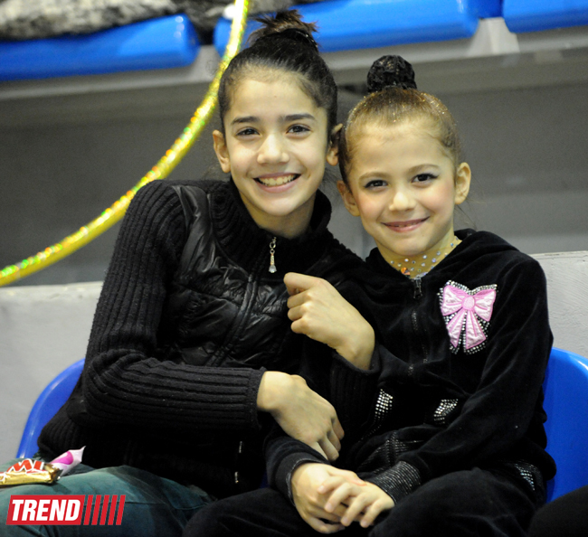 Bədii gimnastika üzrə XX Bakı birinciliyinin ilk qalibləri müəyyənləşib (FOTO)