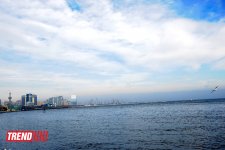 Xəzəri qucaqlayan Bakı buxtası (FOTO)