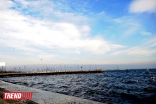 Xəzəri qucaqlayan Bakı buxtası (FOTO)