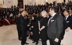 İlham Əliyev AMEA prezidenti Mahmud Kərimovla vida mərasimində iştirak edib (ƏLAVƏ OLUNUB) (FOTO)