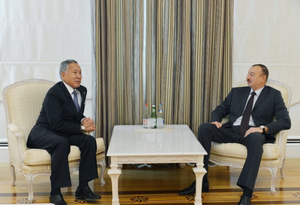 İlham Əliyev Qazaxıstan səfirini diplomatik fəaliyyətinin başa çatması ilə əlaqədar qəbul edib